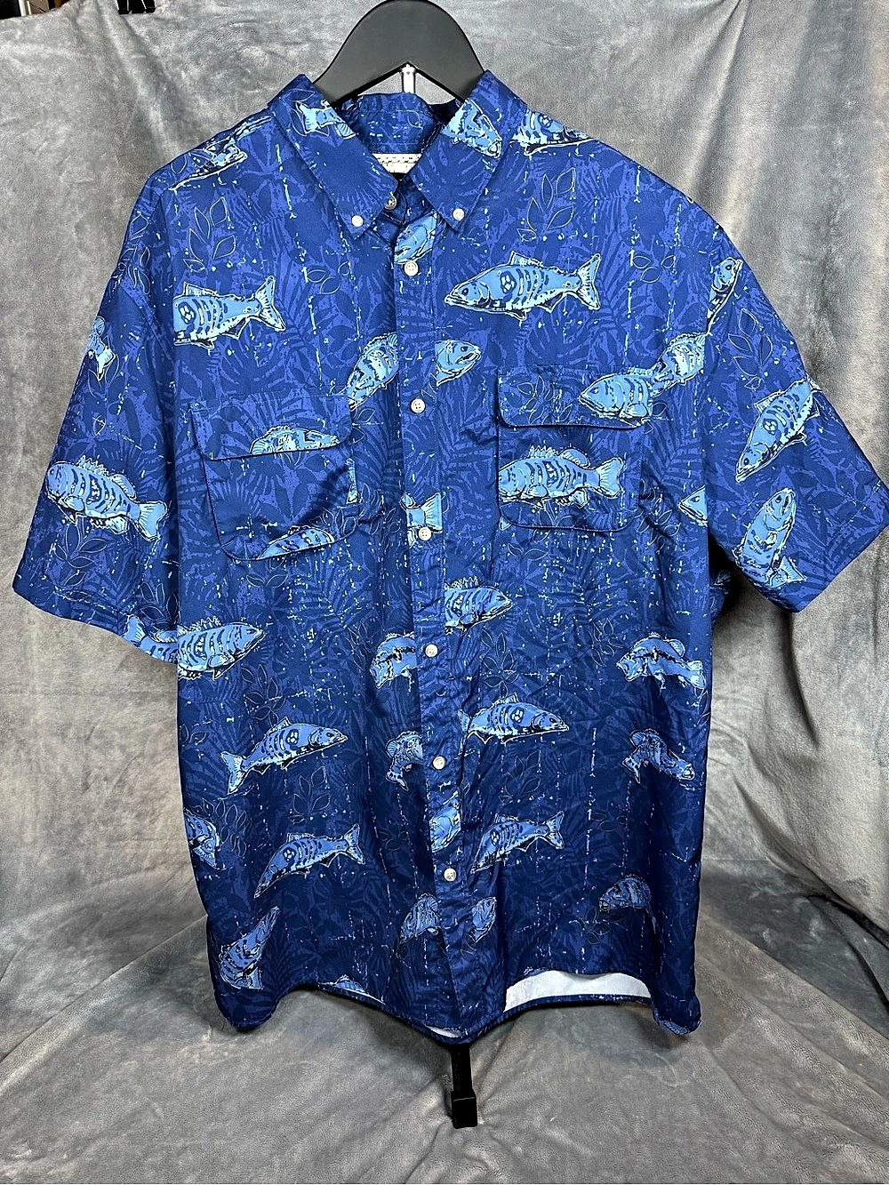 Chaps Men's Fish Print Short Sleeve Shirt in Blue